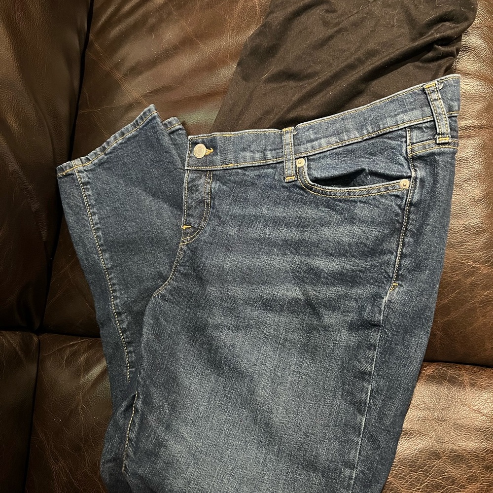 GAP Women's Classic Blue Straight Jeans